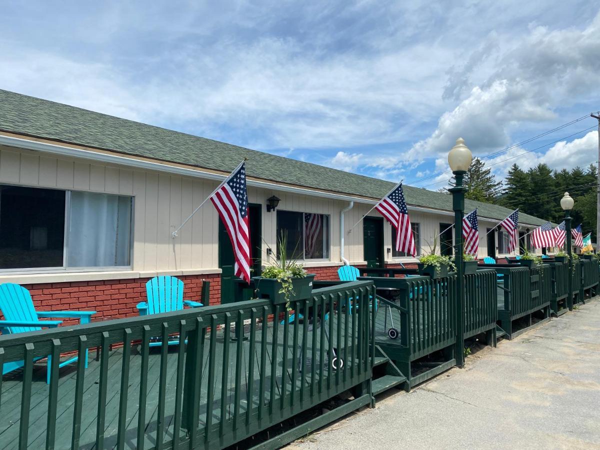 Lincoln Log Colony Hotel Lake George Exterior photo