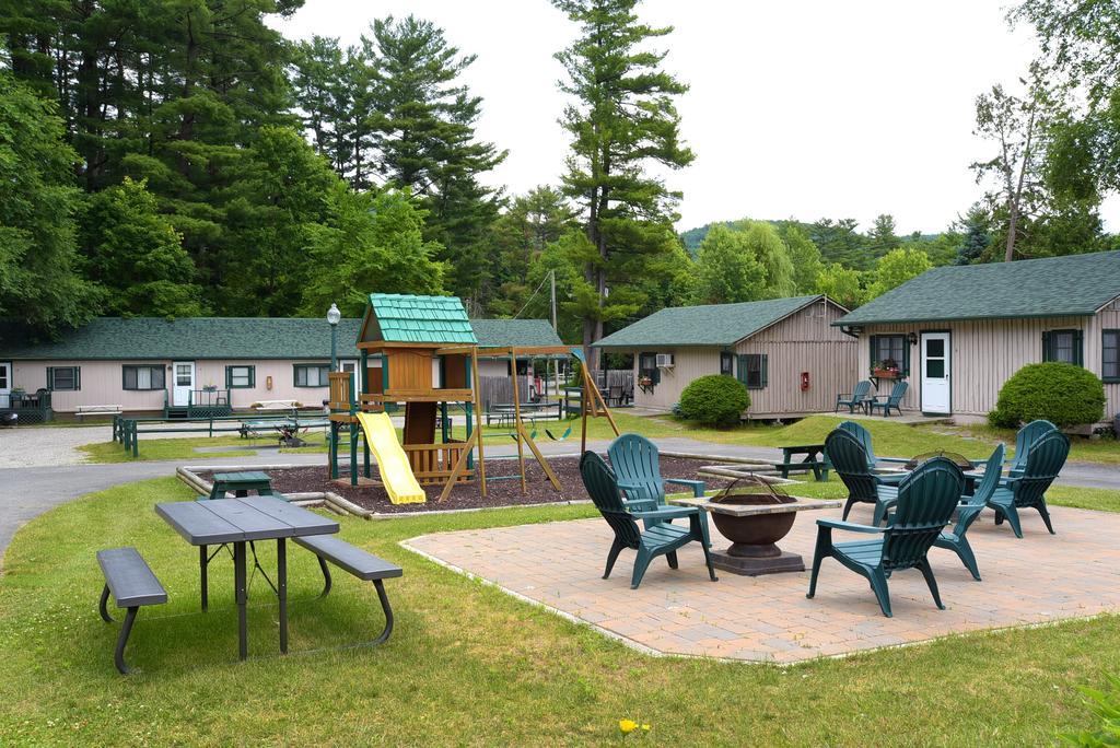 Lincoln Log Colony Hotel Lake George Exterior photo